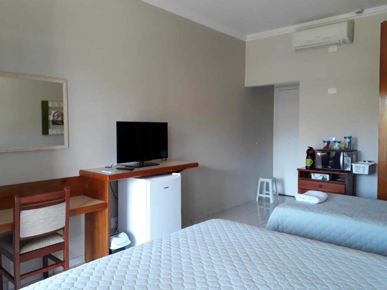 Amarilis Flat Service Riviera de Sao Lourenco Bagian luar foto